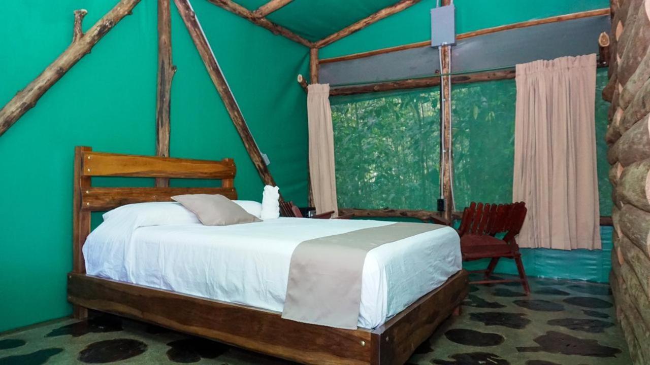 Hotel Del Bosque Río Cuarto Extérieur photo
